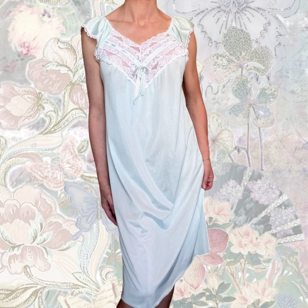 Vintage Mint Green Nightgown 1970s 1980s Paramount Cottagecore Balletcore Medium